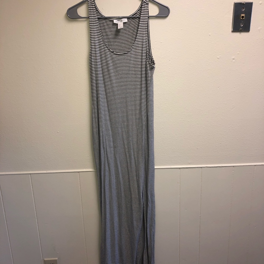 Black and white stripped maxi dress